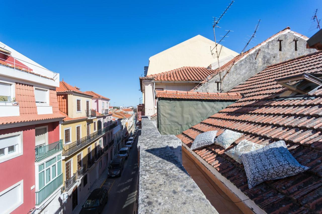 Rato Cozy 3Br W/Balcony - By Lu Holidays Lägenhet Lisboa Exteriör bild